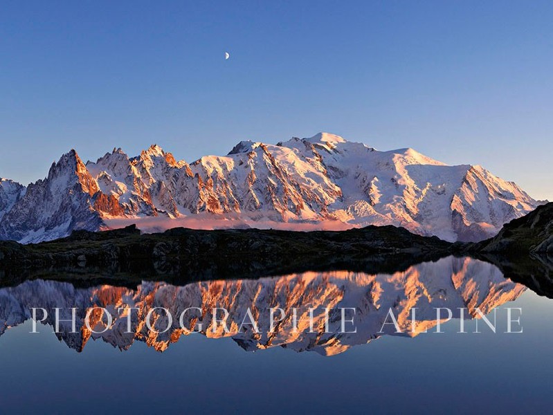 Le Mont-Blanc depuis le Lac des Chéserys