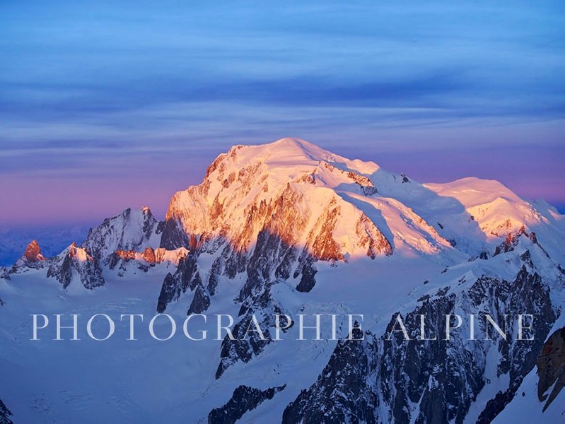 Le Mont-Blanc à l'aube